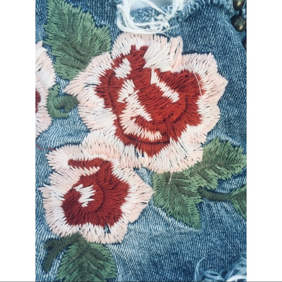 🥀 Free People Wild Rose Embroidered skirt!!! - Picture 10 of 13